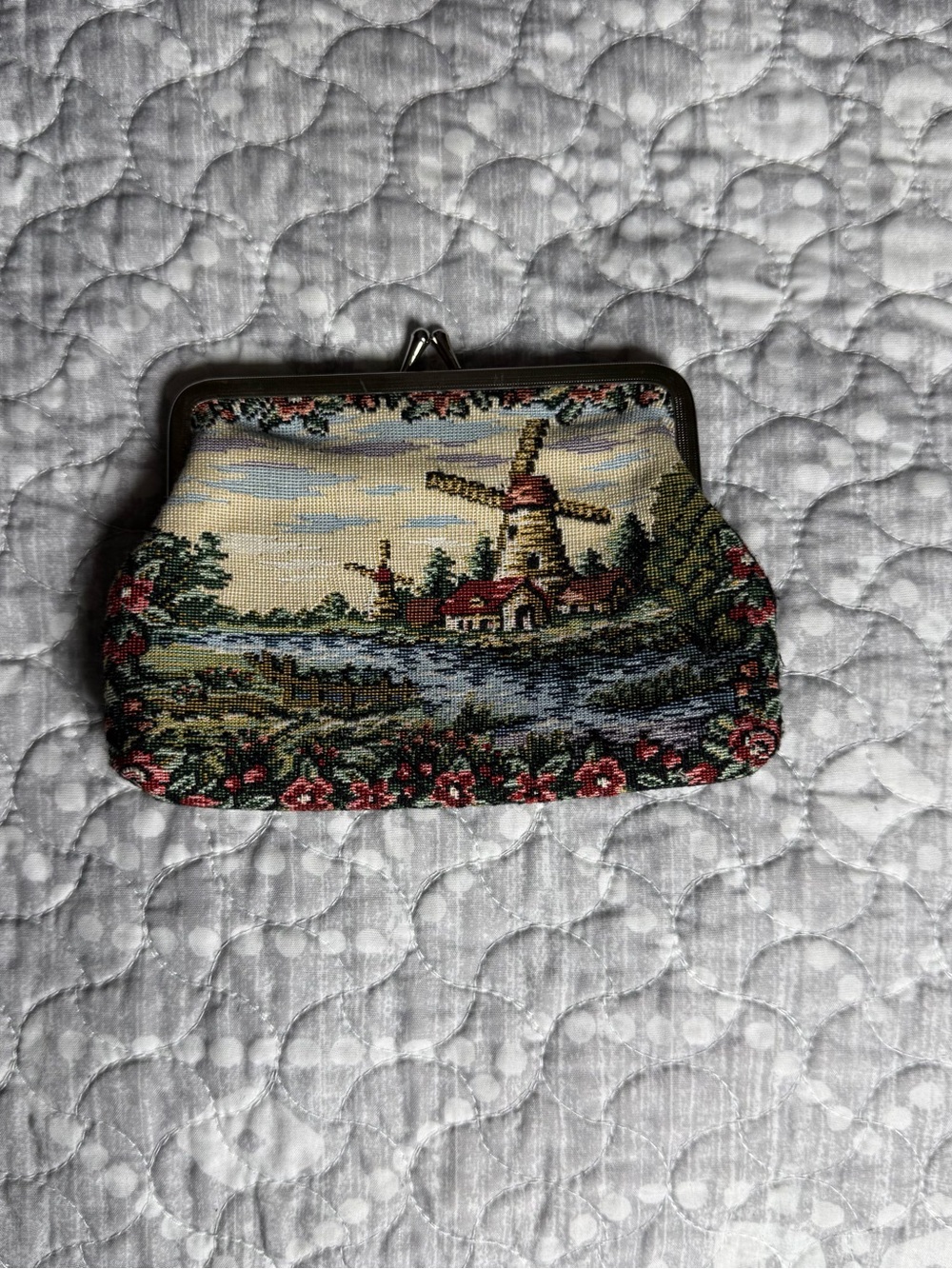 Vintage Tapestry Windmill Frame Clasp Coin Purse - Multicolor